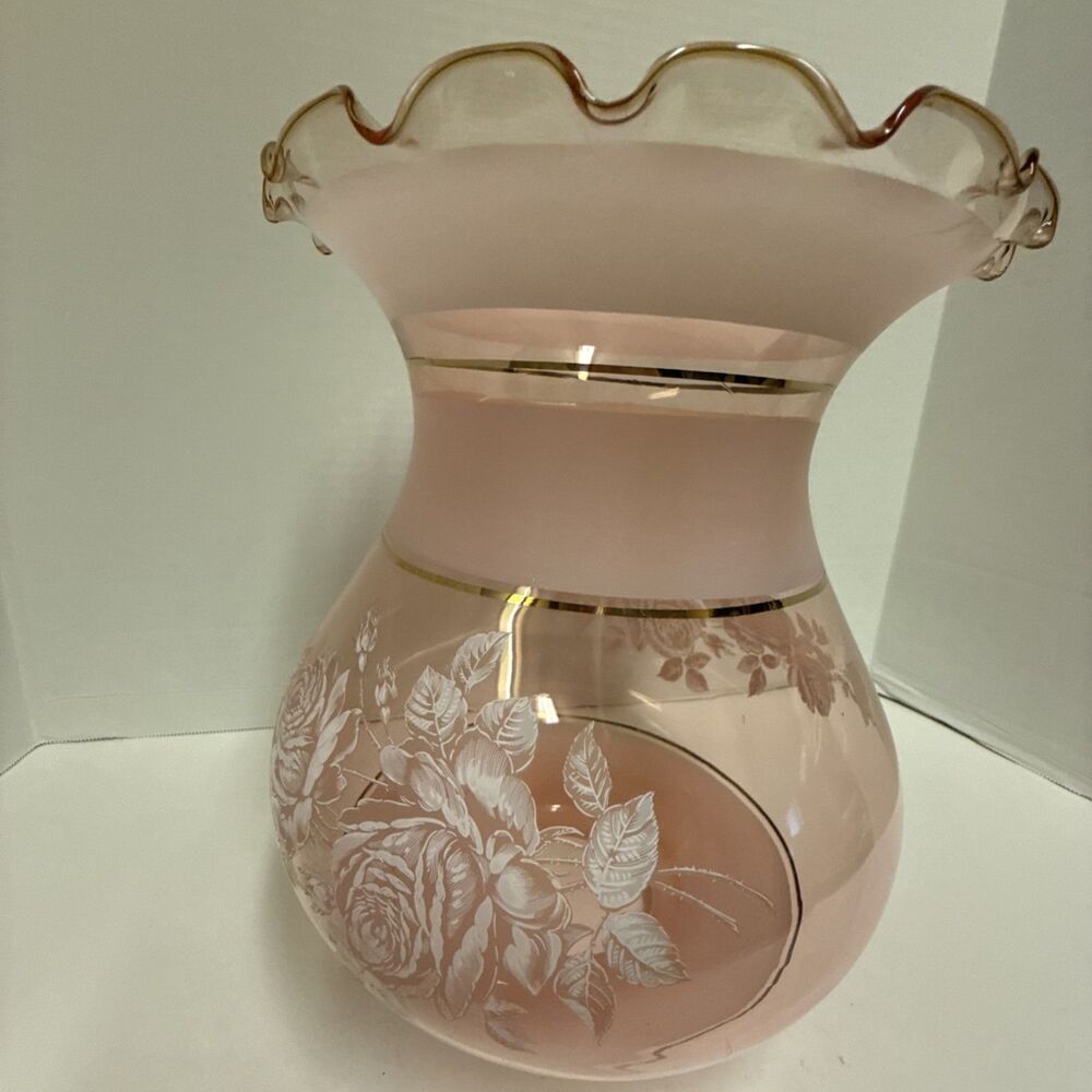 VTG Pink Gone With The Wind Glass Lampshade W/Roses Pale Pink White Gold EUC